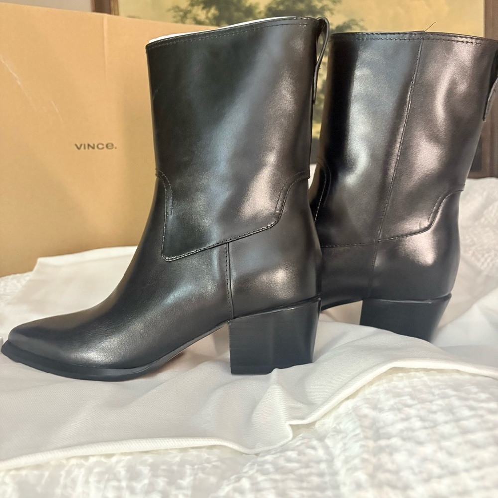 Vince Arlington 100% Leather Boot, Low Block Heel, Pointed Toe | Women's Size 6
